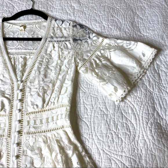 SPELL Clover Lace Gown - Picture 9 of 11